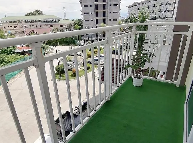 Azur Suites: Stylish Airport Retreat With Netflix And Luxe Pool Lapu-Lapu City