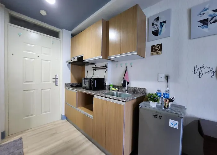 Apartment Azur Suites: Stylish Airport Retreat With Netflix And Luxe Pool Lapu-Lapu City