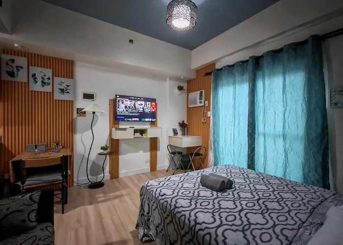 Azur Suites: Stylish Airport Retreat With Netflix And Luxe Pool